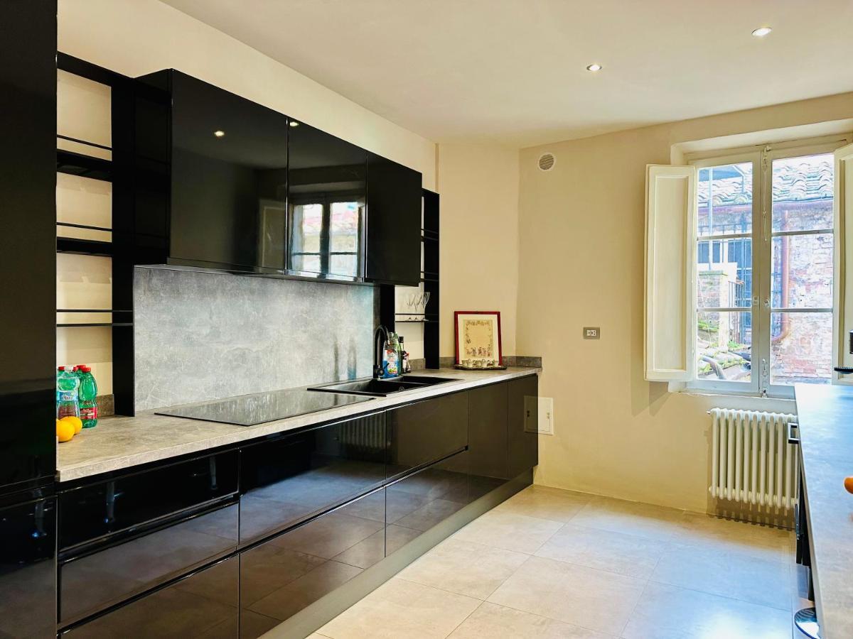 Domus An- Two Bedrooms Apartment -Antique And Historical Home Siena Bagian luar foto