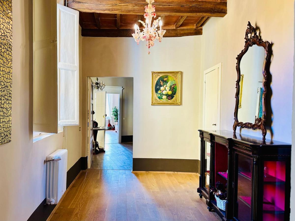 Domus An- Two Bedrooms Apartment -Antique And Historical Home Siena Bagian luar foto